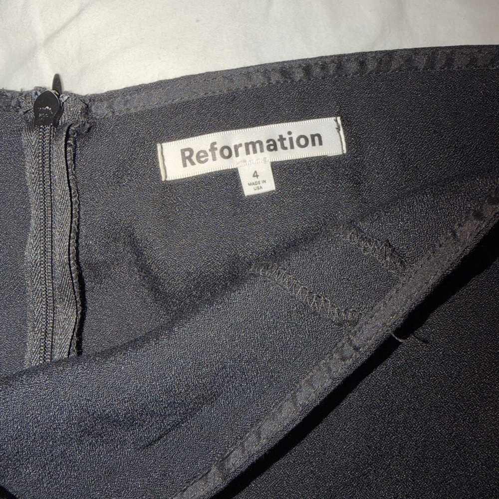 Reformation Margot Mini Skirt, size 4 - Picture 4 of 4